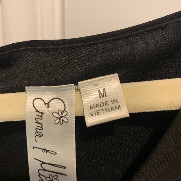 Jumper - Picture 2 of 2